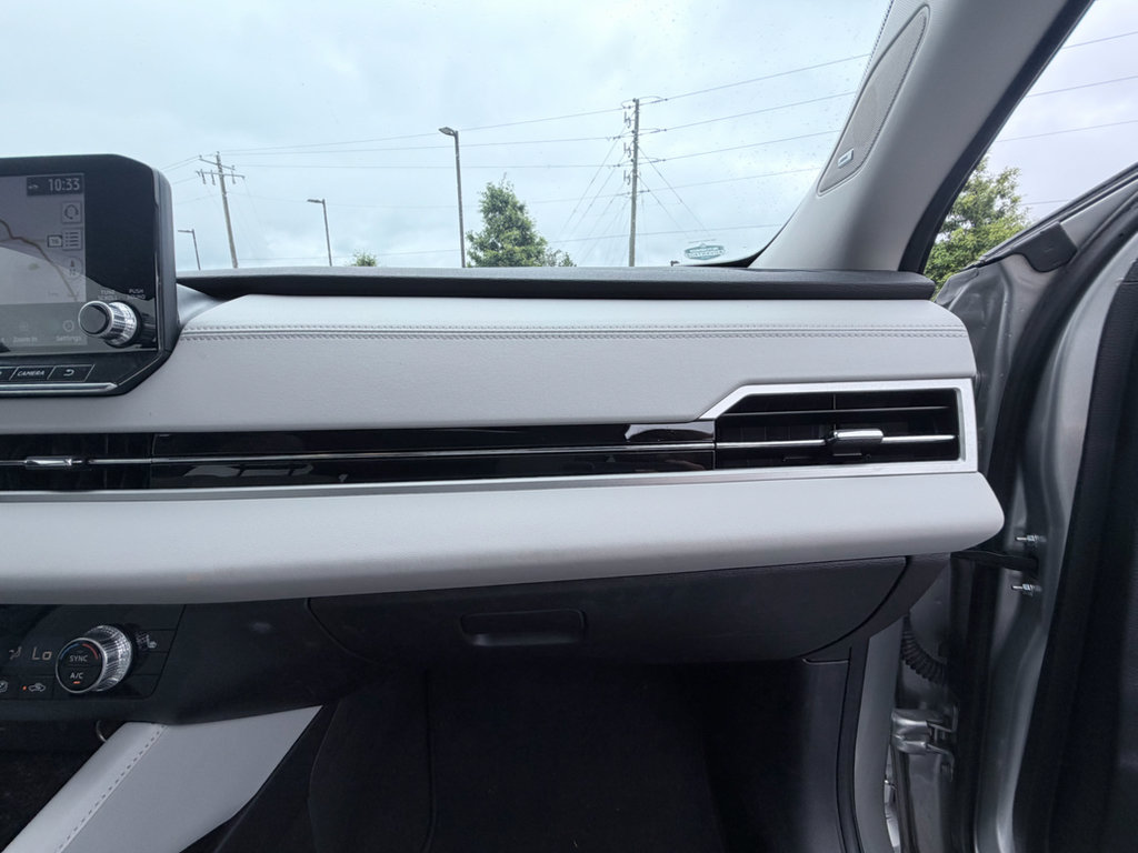 Used 2024 Mitsubishi Outlander SEL FWD image 15