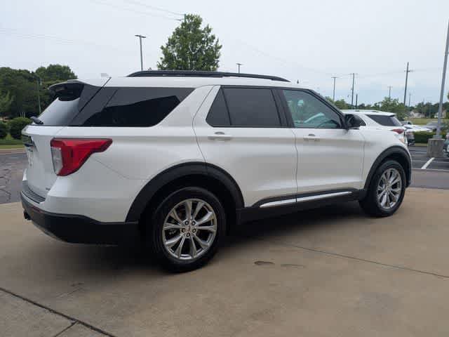 Used 2020 Ford Explorer XLT w/ Equipment Group 202A AWD/4WD image 9