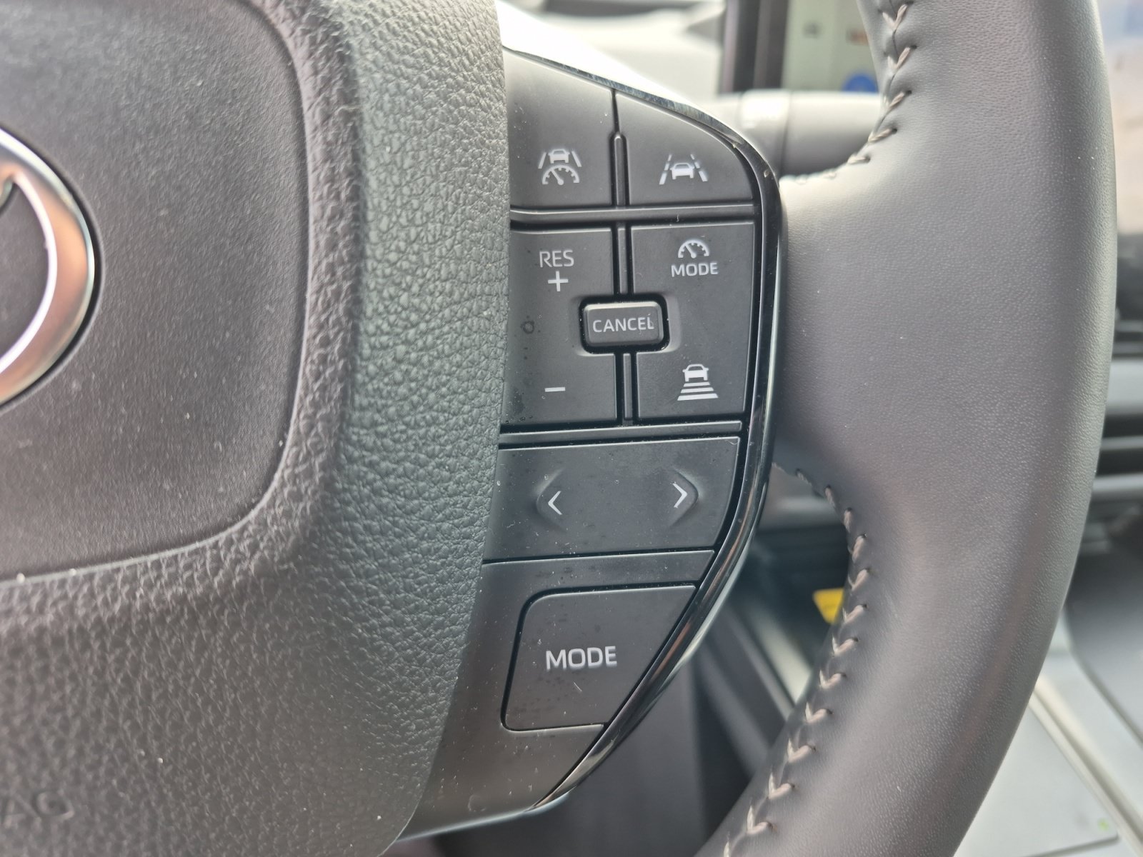 Used 2026 Toyota bZ AWD/4WD image 27