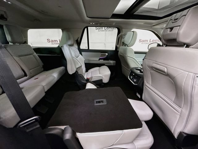 New 2027 Ford Expedition Platinum w/ Platinum Ultimate Package AWD/4WD image 30