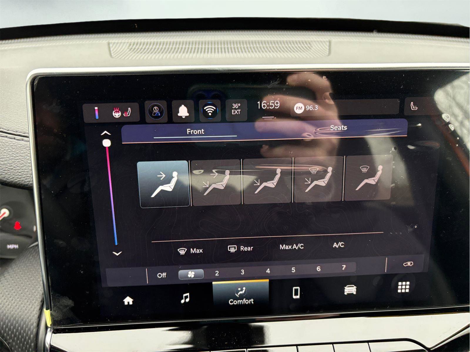 New 2026 Jeep Compass Latitude image 20