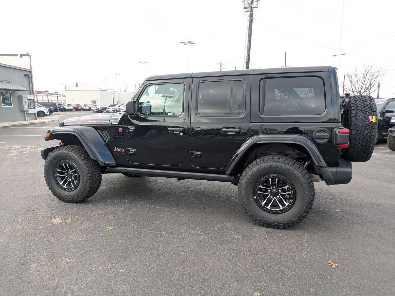 New 2026 Jeep Wrangler Unlimited Rubicon AWD/4WD image 2