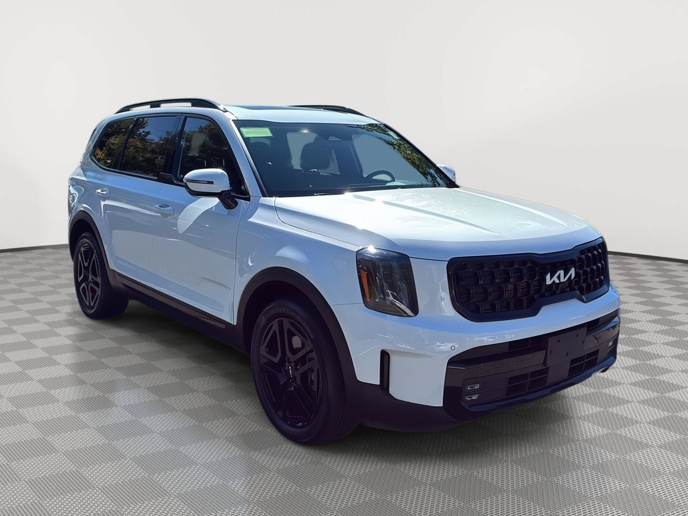 Used 2024 Kia Telluride SX X-Line AWD/4WD image 3