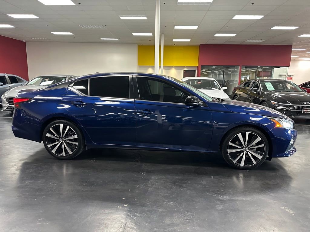 Used 2022 Nissan Altima 2.5 SR image 8