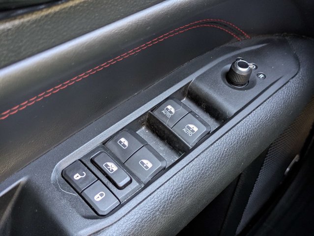 Used 2022 Jeep Compass Trailhawk w/ Trailhawk Elite Group AWD/4WD image 25