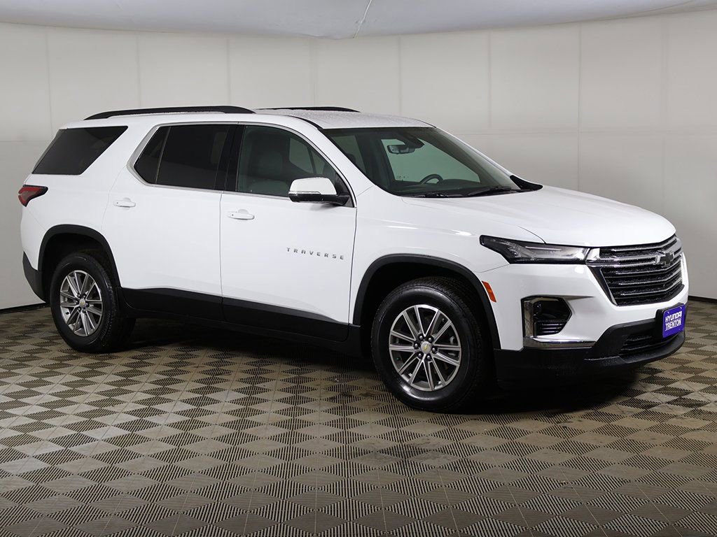 Used 2024 Chevrolet Traverse LT image 45