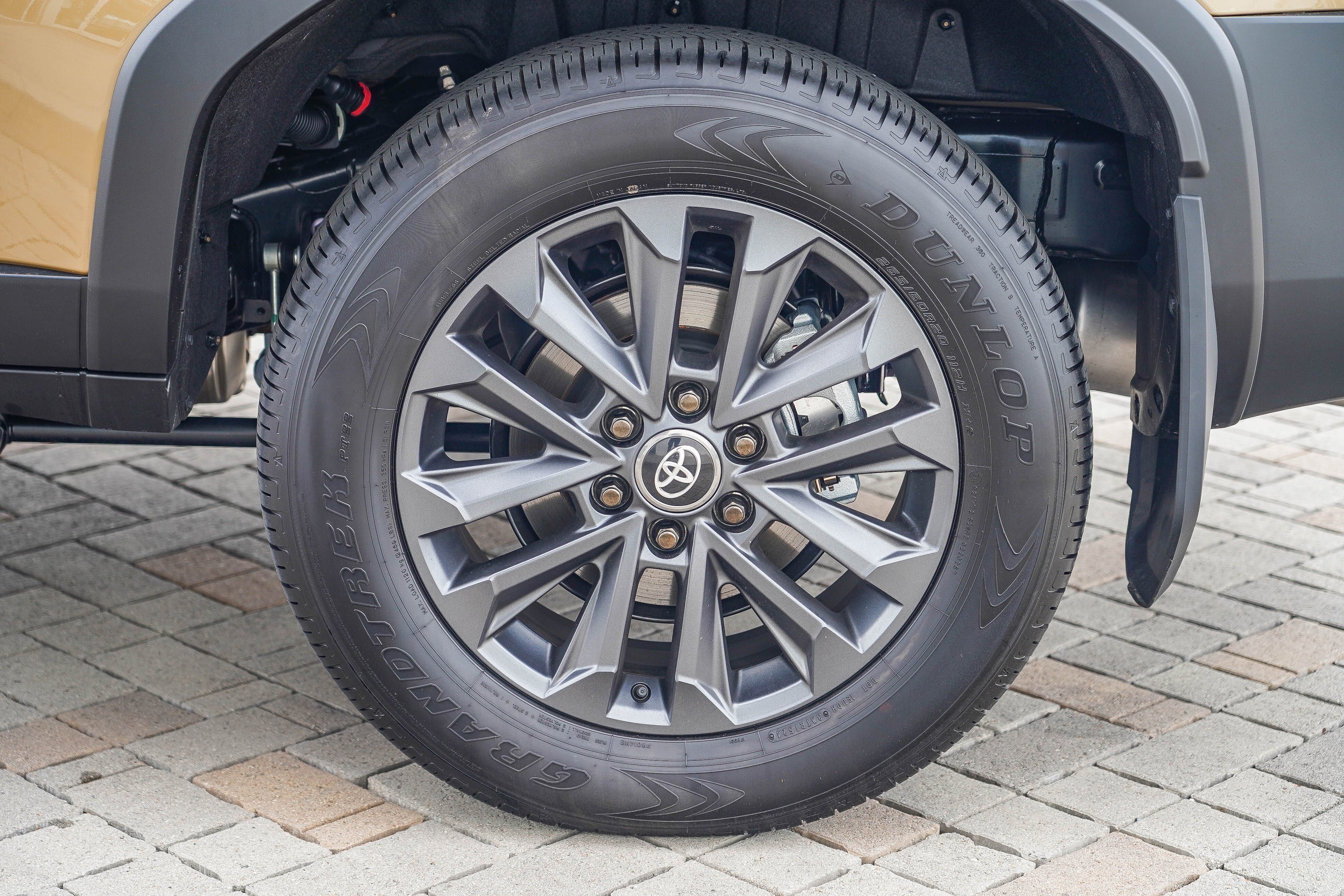 Certified 2024 Toyota Land Cruiser image 12