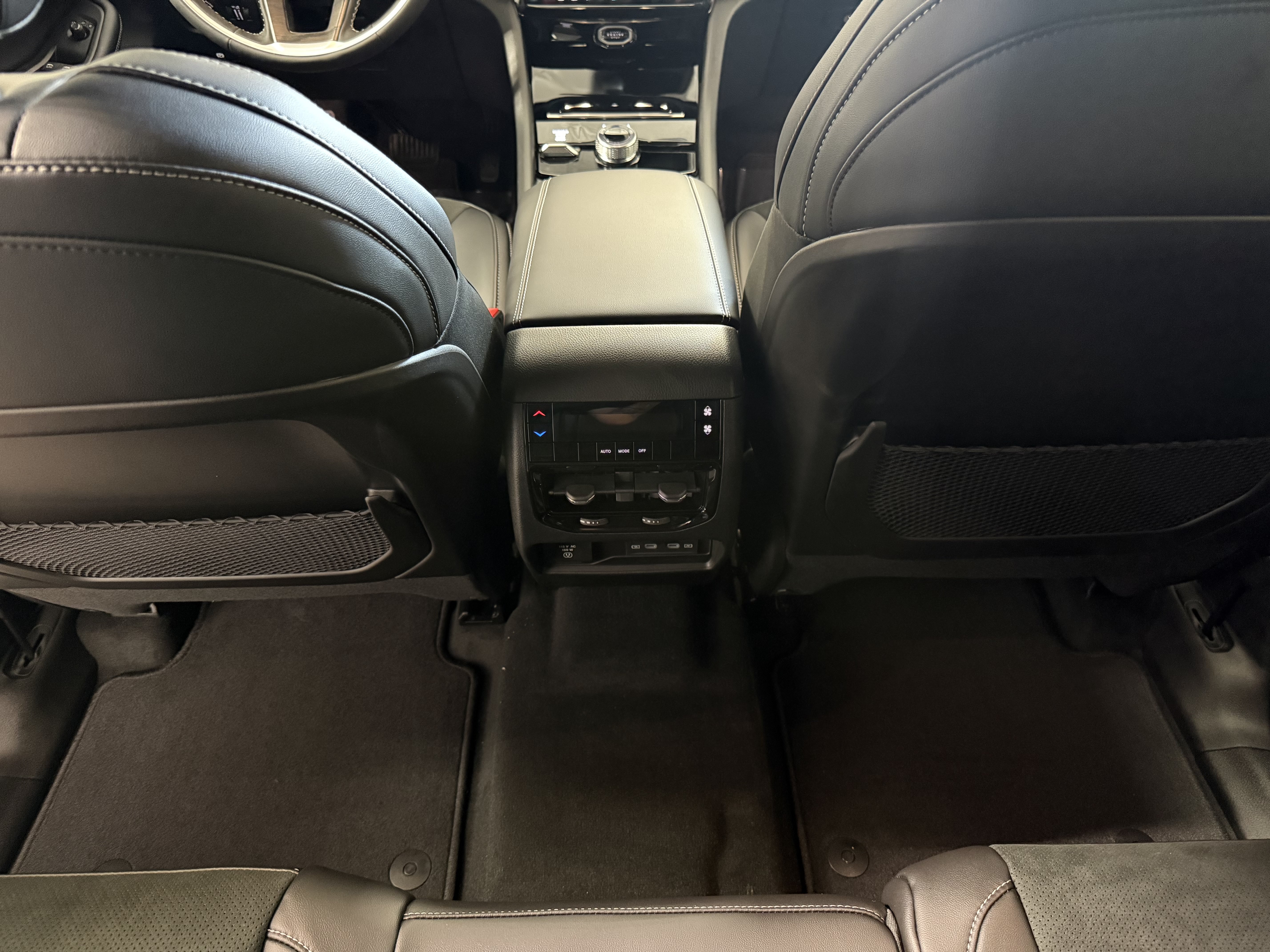 New 2026 Jeep Grand Cherokee L 4WD image 21