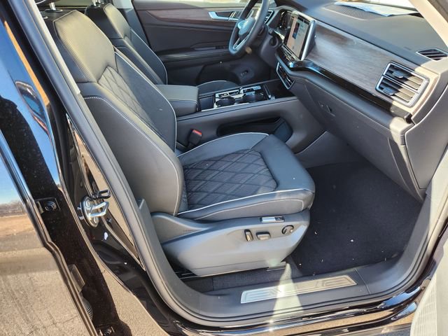 New 2026 Volkswagen Atlas SEL Premium R-Line image 12