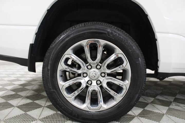 Used 2023 RAM 1500 Laramie AWD/4WD image 45