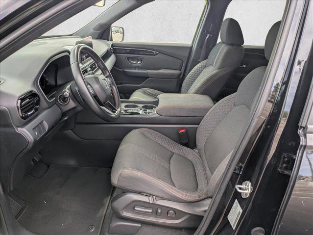 Certified 2023 Honda Pilot Sport image 14