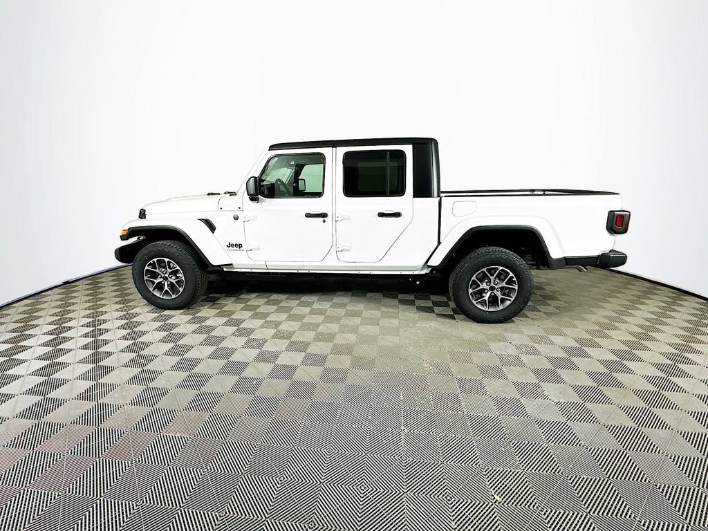 New 2026 Jeep Gladiator Sport AWD/4WD image 6