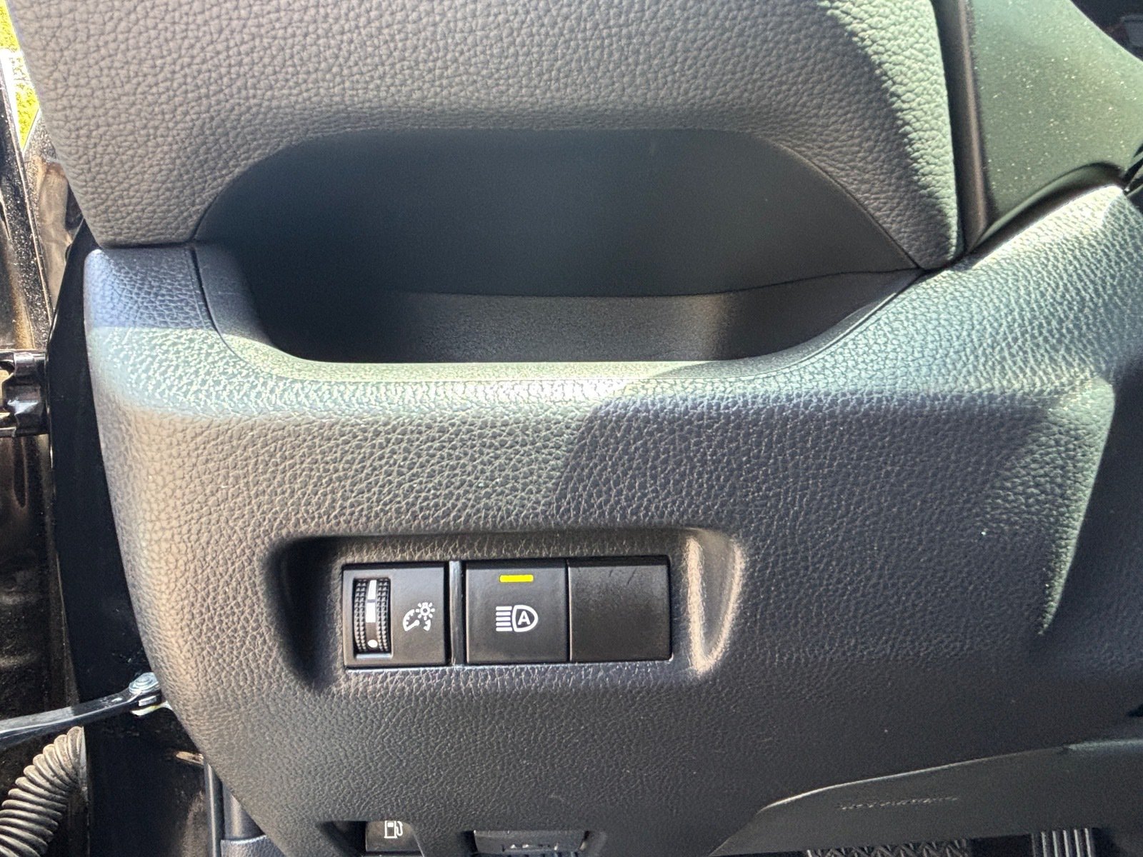 Used 2023 Toyota RAV4 LE AWD/4WD image 26