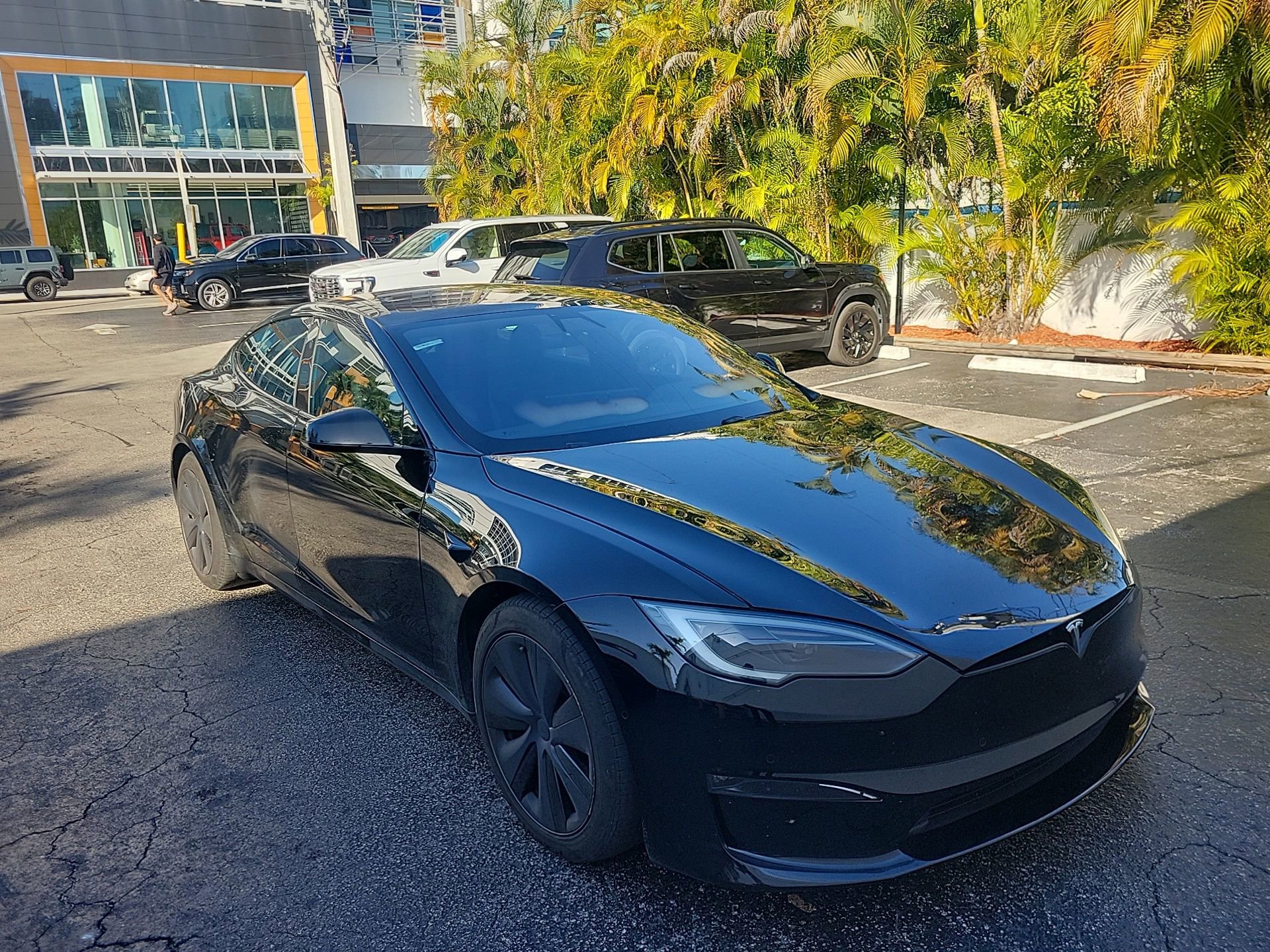 Used 2022 Tesla Model S image 6