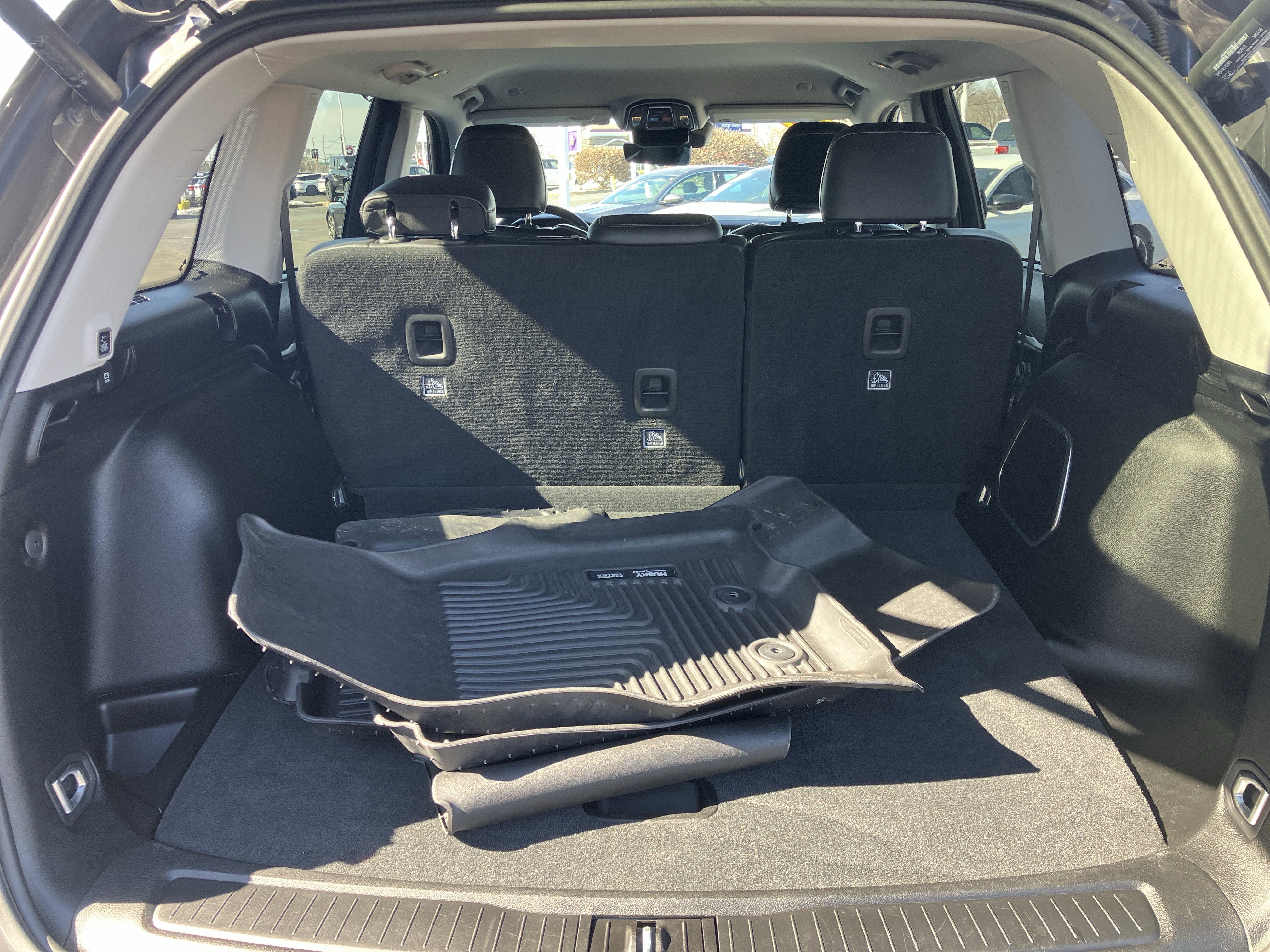 Used 2022 Jeep Grand Cherokee Limited w/ Luxury Tech Group II image 12