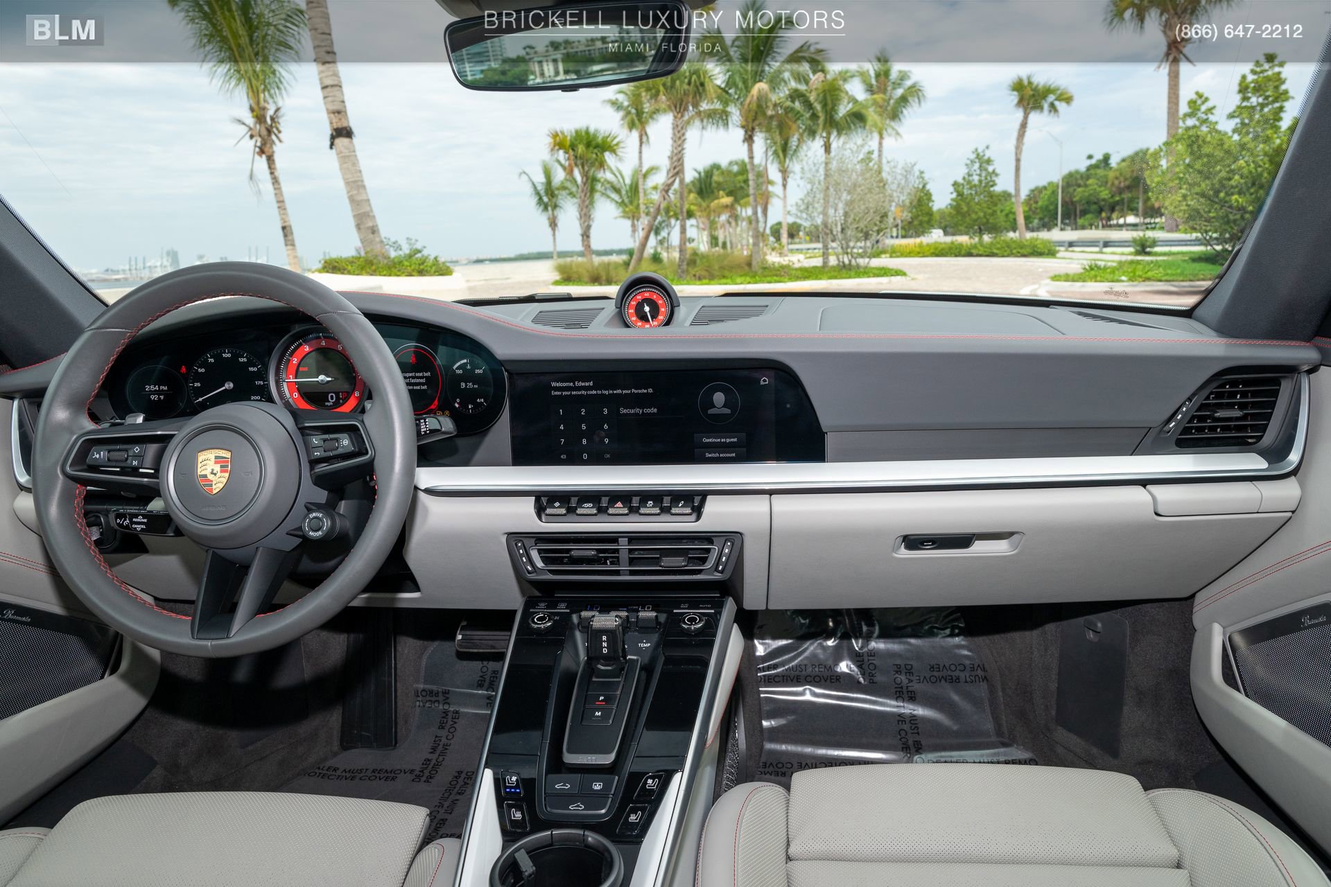 Used 2024 Porsche 911 Carrera RWD image 11