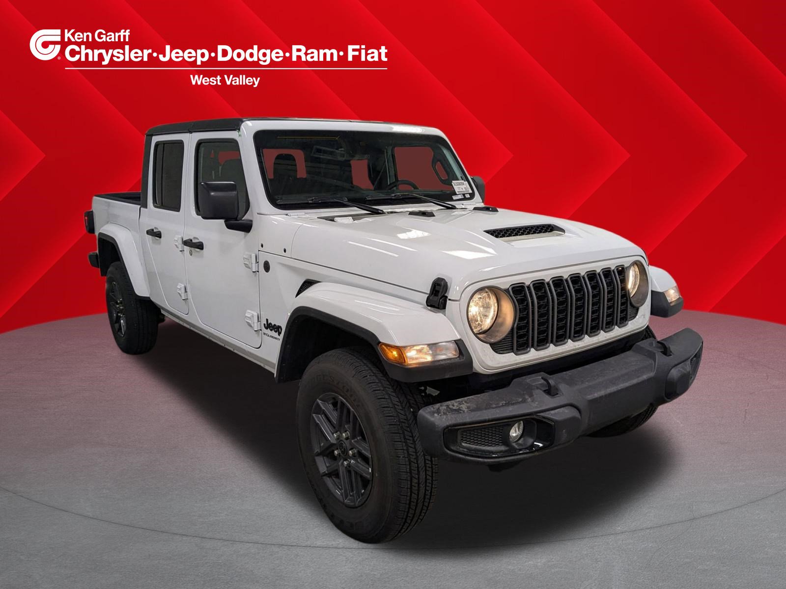 Certified 2025 Jeep Gladiator Sport image 1