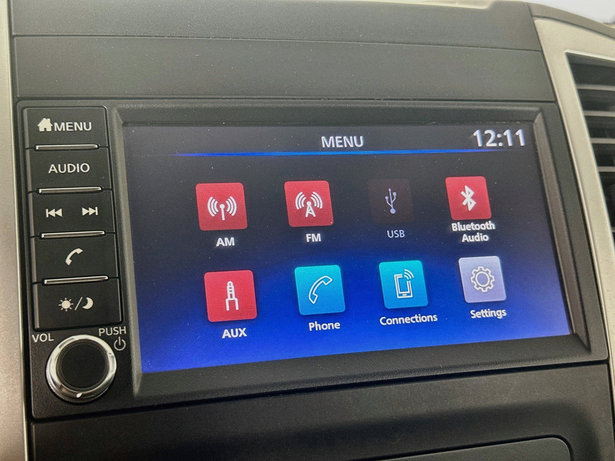 Used 2019 Nissan Frontier SV RWD image 19