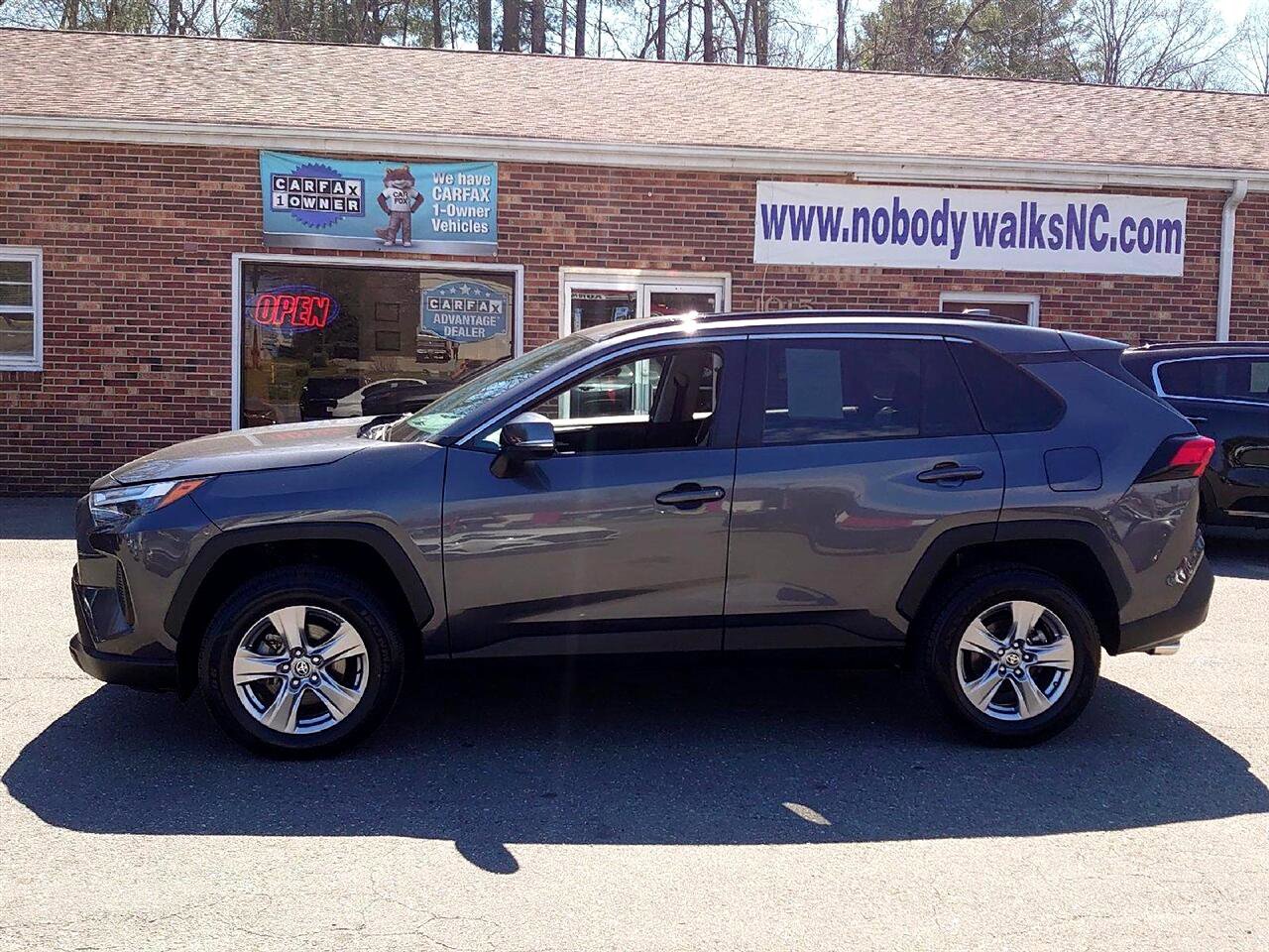 Used 2023 Toyota RAV4 XLE image 2