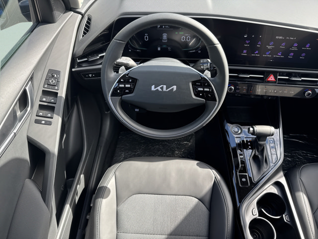 New 2026 Kia Niro EX FWD image 17