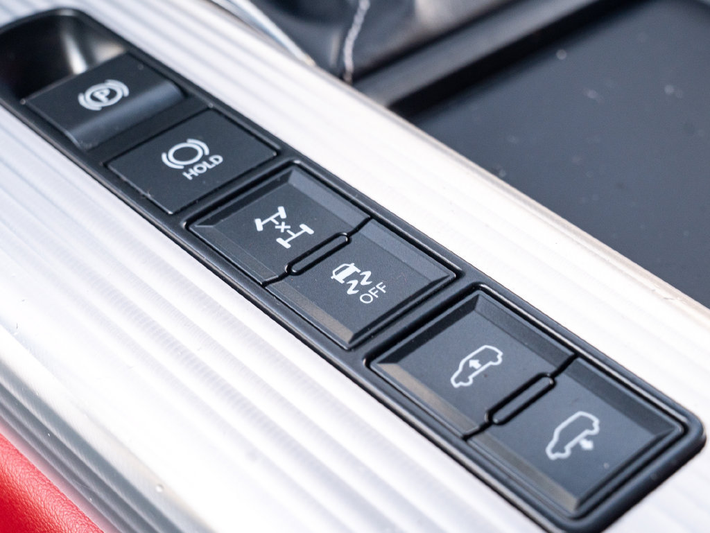 Used 2024 Lexus LX 600 F Sport AWD/4WD image 31