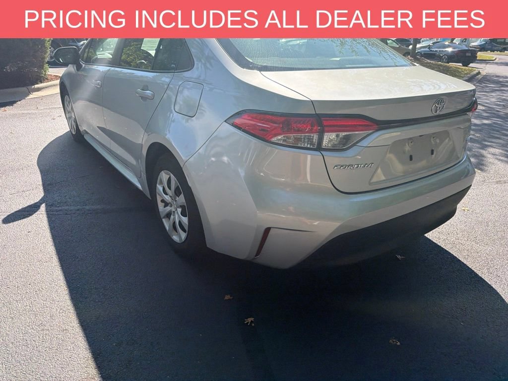 Used 2024 Toyota Corolla LE FWD image 4