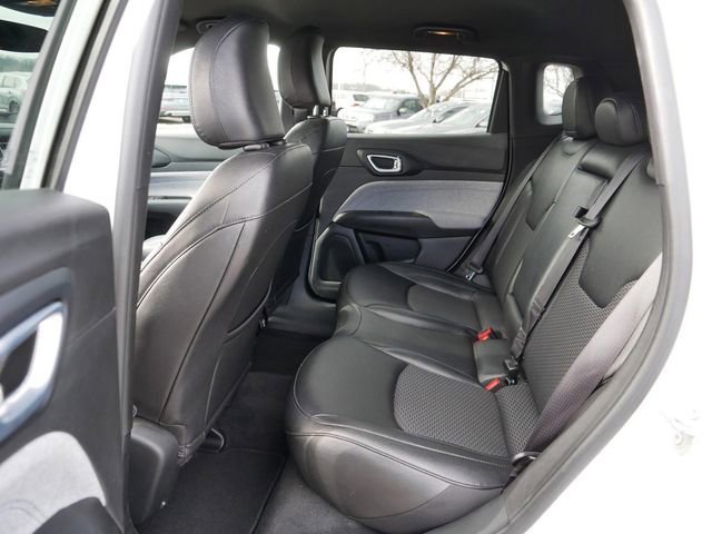 Used 2024 Jeep Compass Latitude image 17