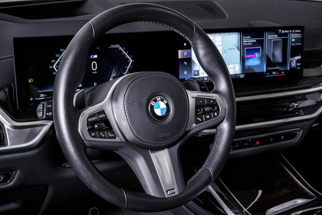 Used 2023 BMW X7 xDrive40i w/ Executive Package image 20
