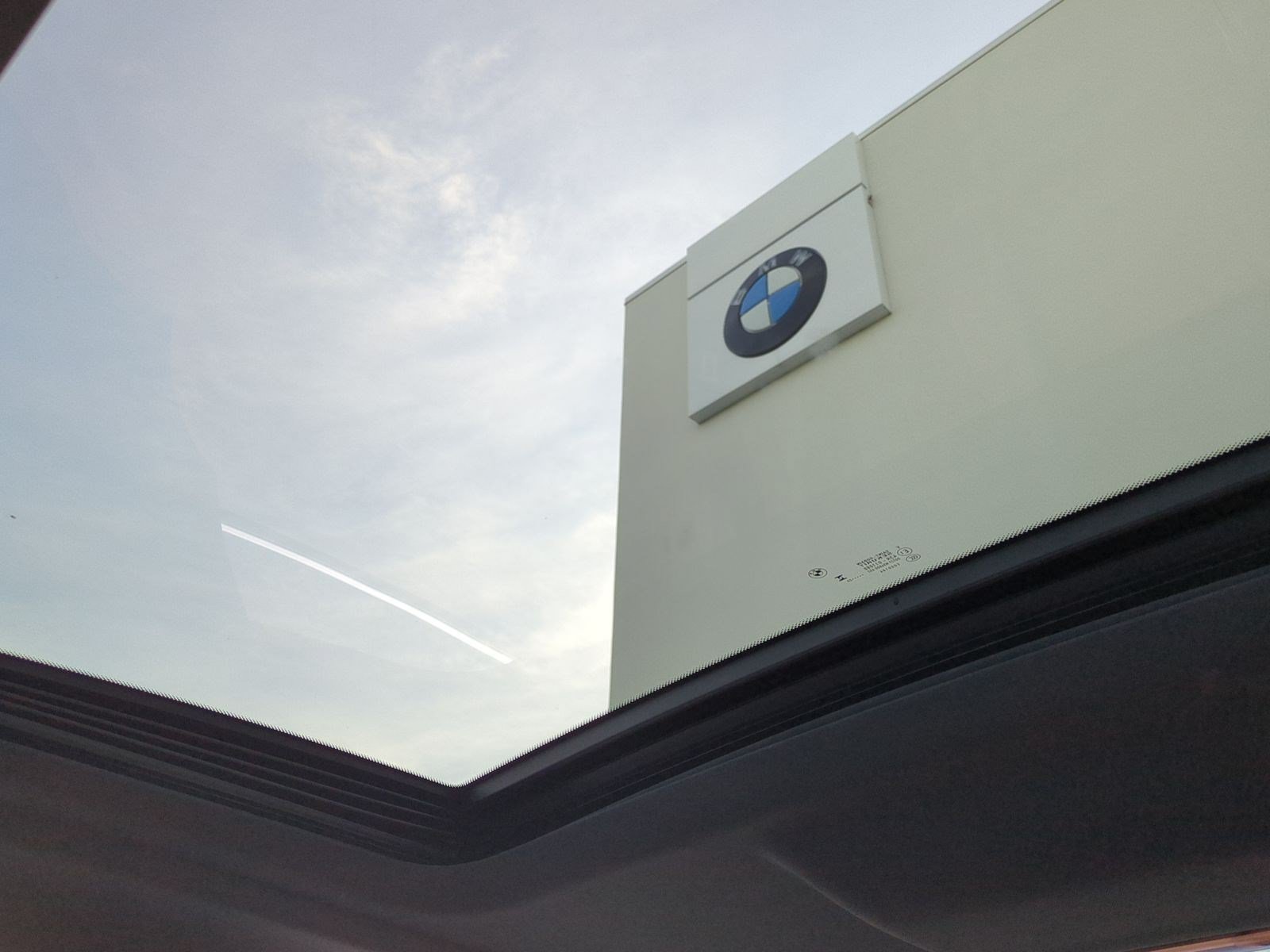 Used 2023 BMW 530i w/ Premium Package RWD image 28