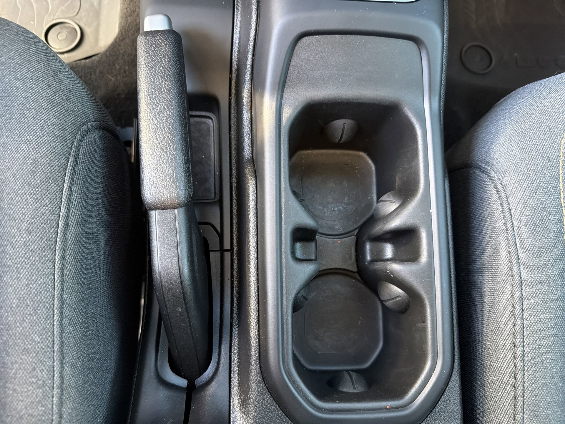 Used 2025 Jeep Wrangler Unlimited Sahara AWD/4WD image 11