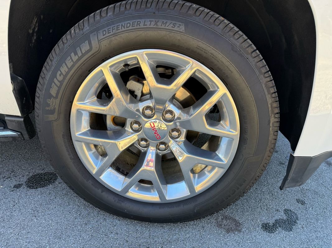 Used 2016 GMC Yukon SLT w/ Open Road Package image 14