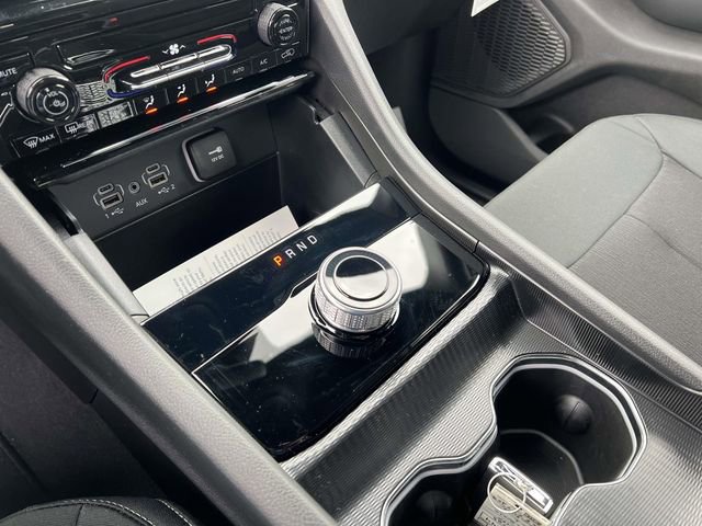 New 2025 Jeep Grand Cherokee L Laredo image 22