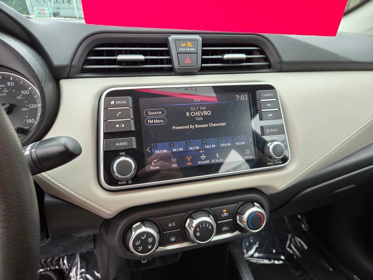 Used 2021 Nissan Versa SV FWD image 13