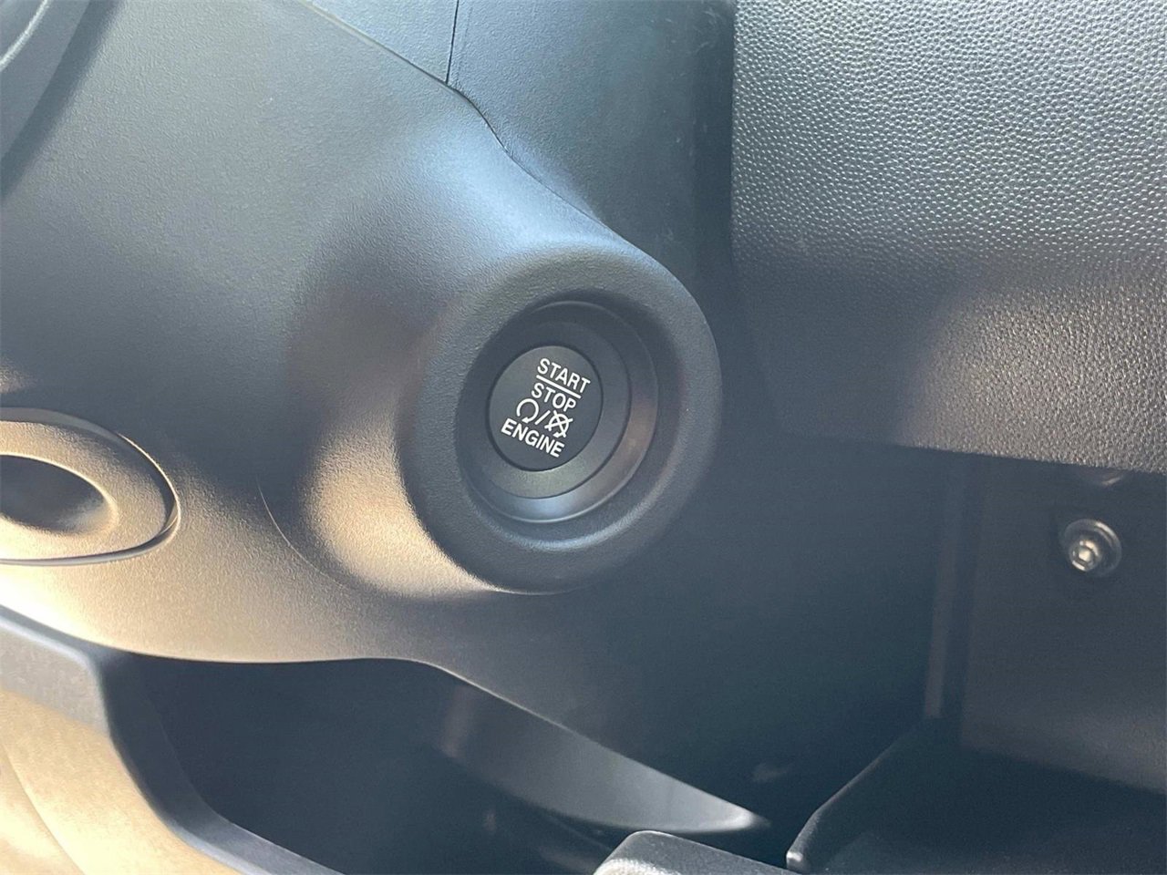 New 2024 RAM ProMaster 3500 w/ Delivery Van Package image 34