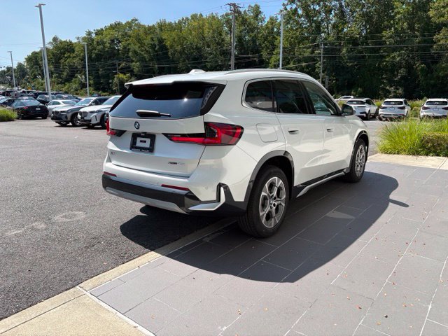New 2027 BMW X1 xDrive28i AWD/4WD image 7