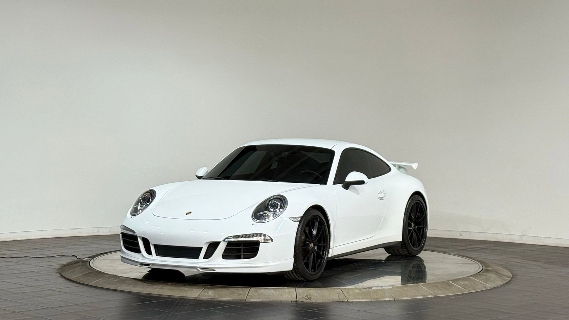 Used 2014 Porsche 911 Carrera 4S image 5