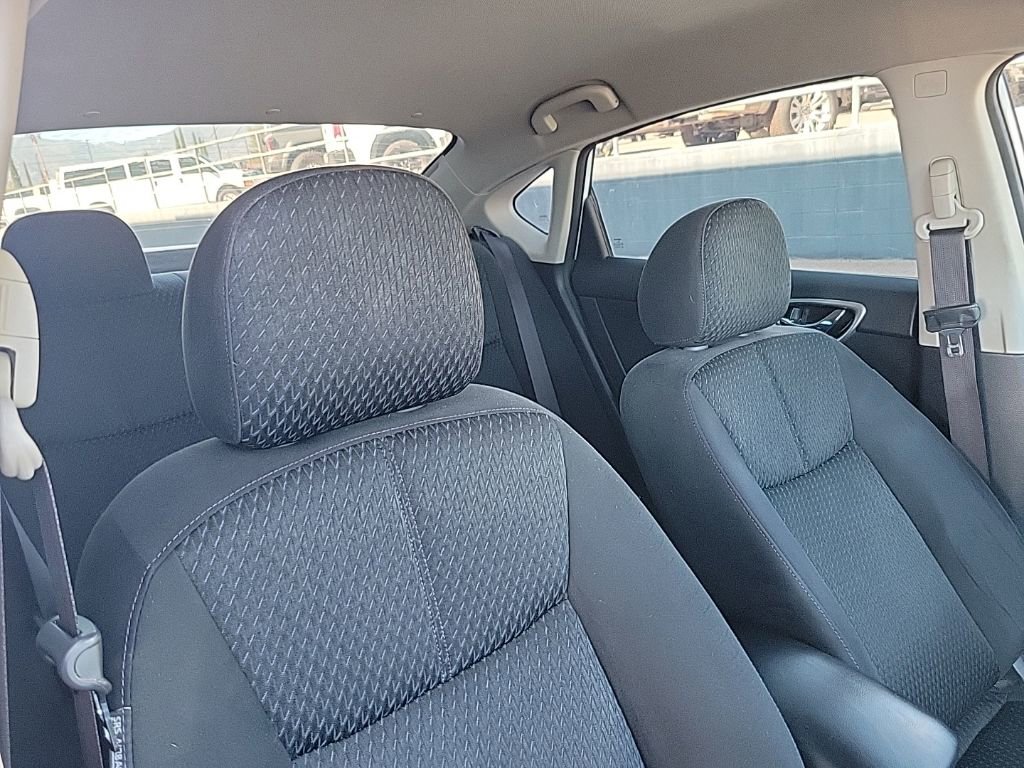 Used 2015 Nissan Sentra SR FWD image 44