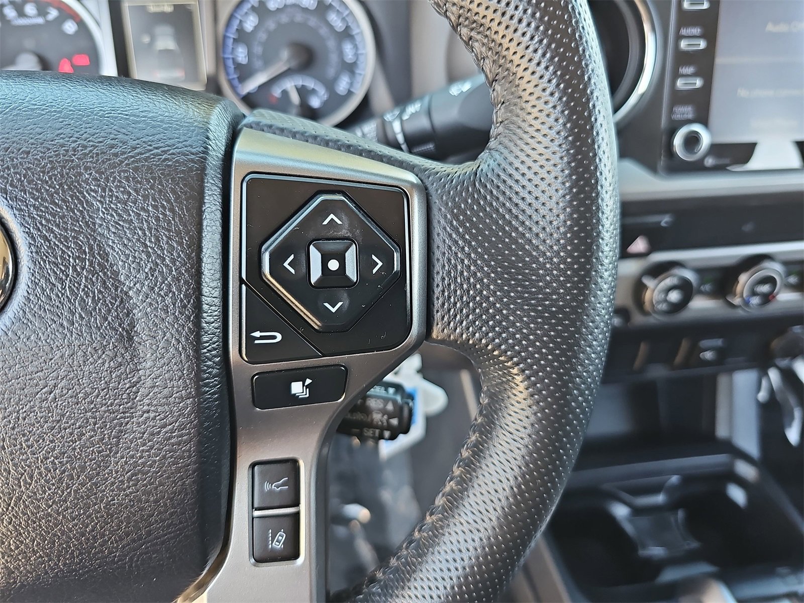 Used 2021 Toyota Tacoma SR5 image 17