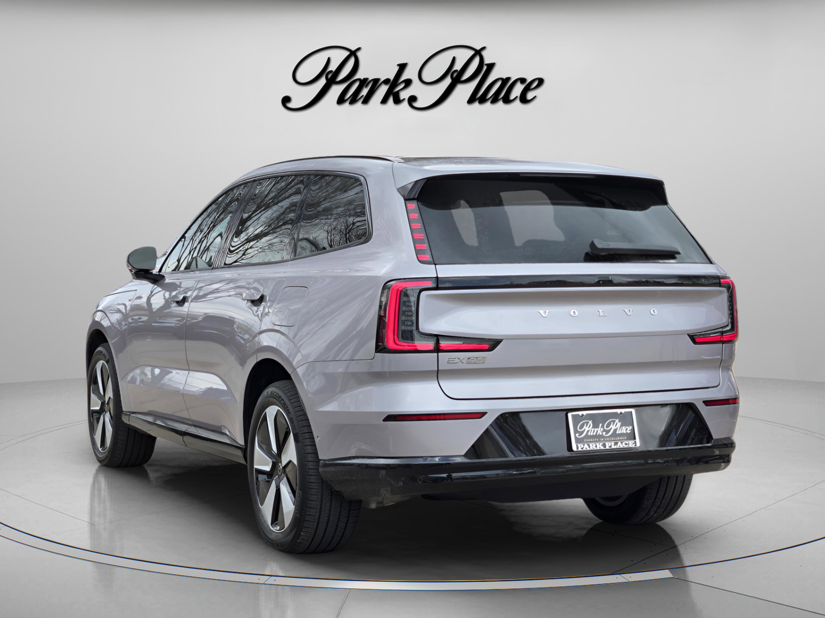 New 2026 Volvo EX90 Plus image 3