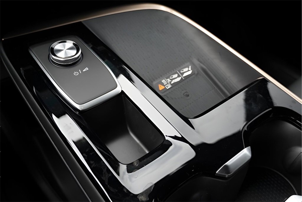 New 2026 Buick Enclave Avenir w/ Super Cruise Package image 15