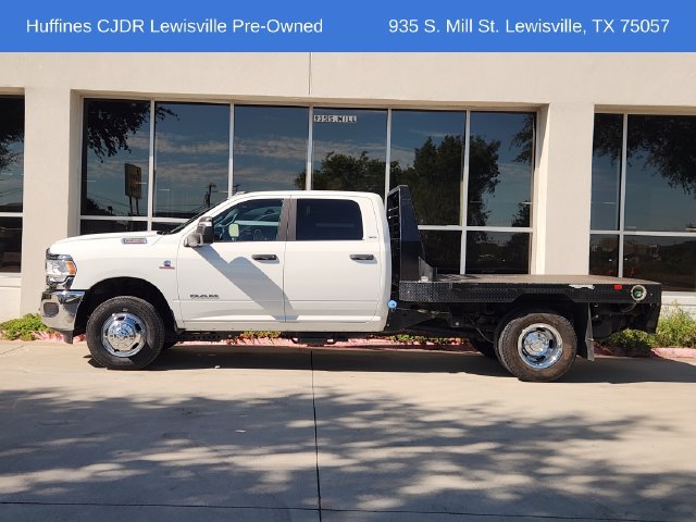 Used 2024 RAM 3500 SLT w/ Quick Order Package 2YG SLT AWD/4WD image 4