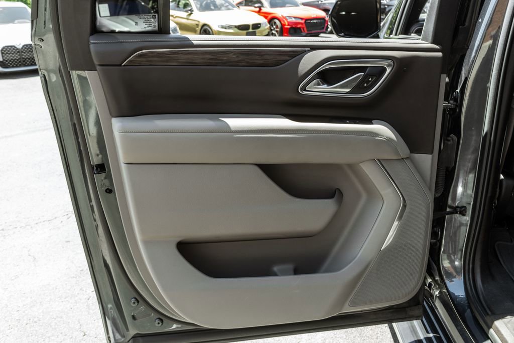 Used 2021 Chevrolet Suburban LS AWD/4WD image 24