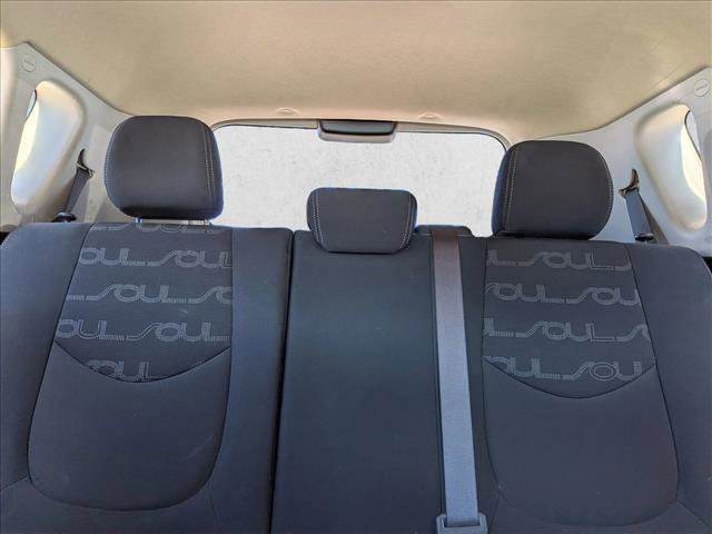 Used 2013 Kia Soul + w/ Audio Pkg image 13