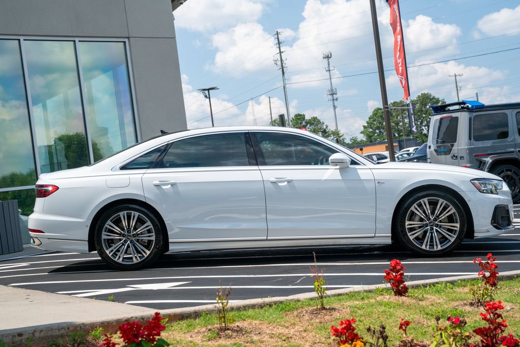 Used 2023 Audi A8 L 3.0T AWD/4WD image 12