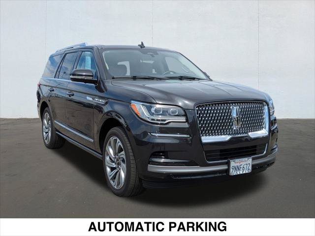Used 2024 Lincoln Navigator Reserve AWD/4WD image 7