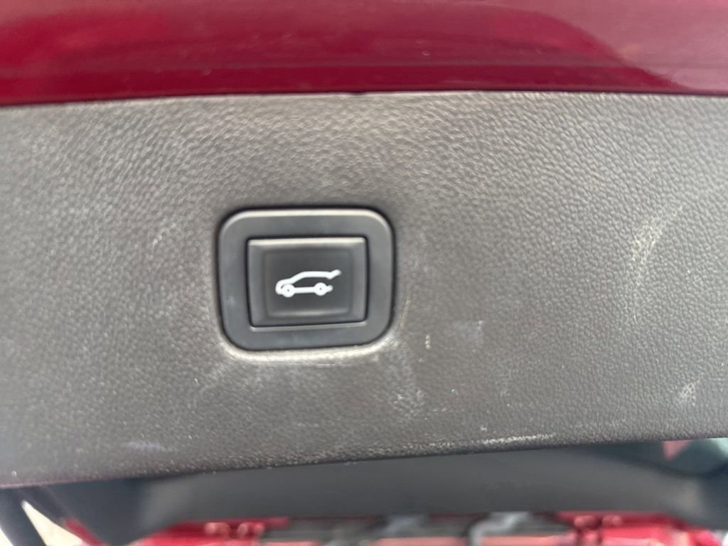 Used 2019 Chevrolet Blazer LT w/ Sun and Wheels Package FWD image 6