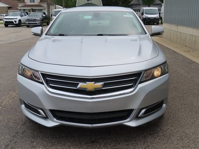 Used 2015 Chevrolet Impala LT w/ Convenience Package FWD image 9