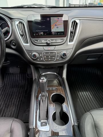 Used 2020 Chevrolet Malibu Premier FWD image 30