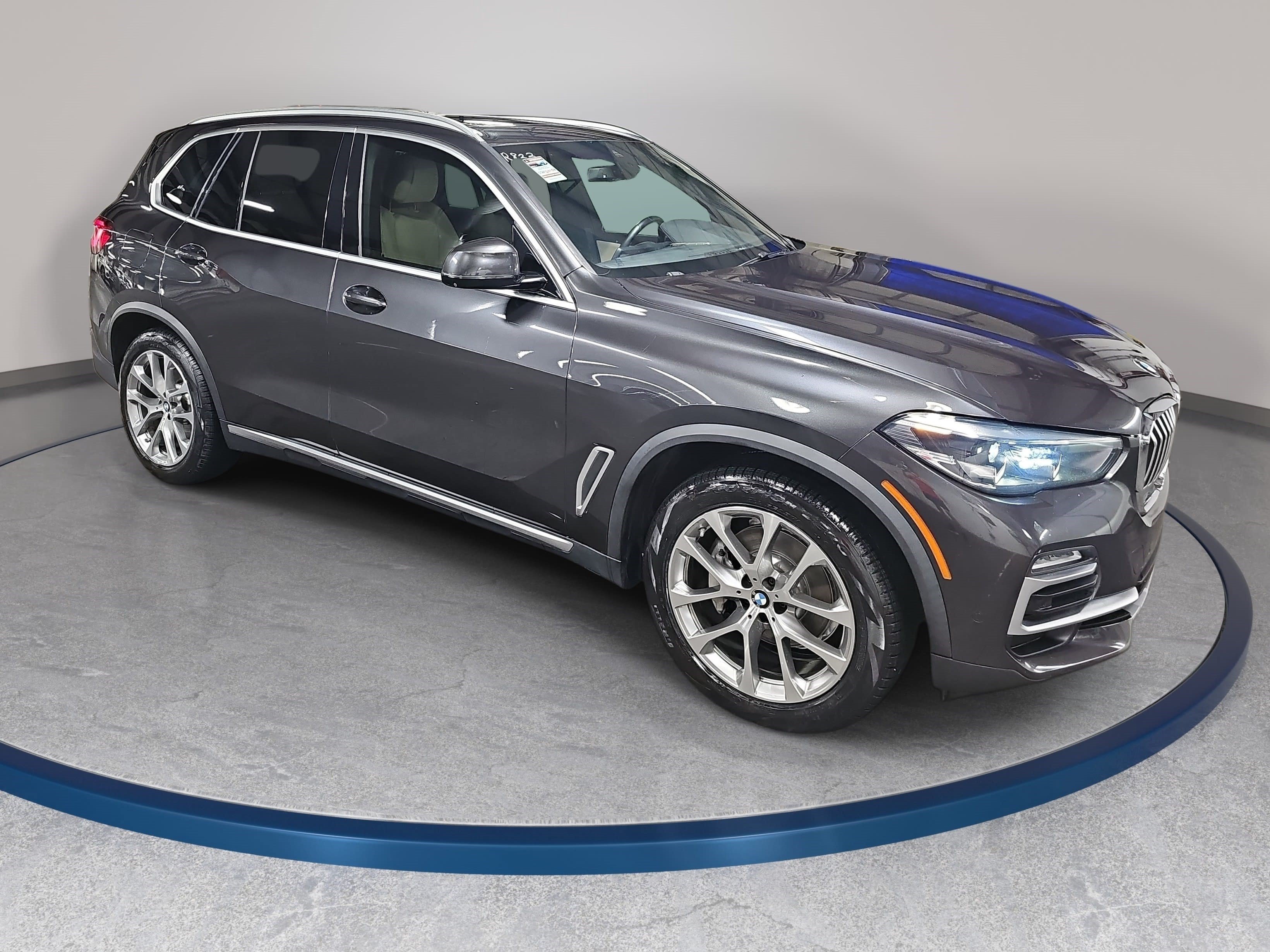 Used 2021 BMW X5 sDrive40i w/ Convenience Package RWD image 3