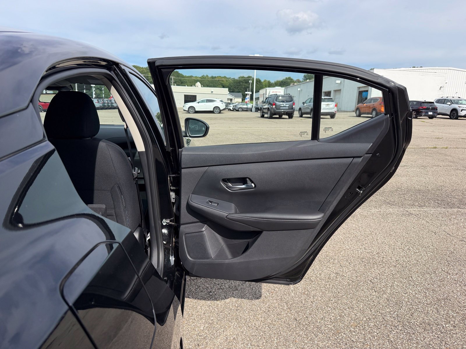 Used 2023 Nissan Sentra SV FWD image 29